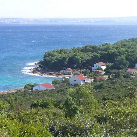 Caravan Near The Sea 1 3*