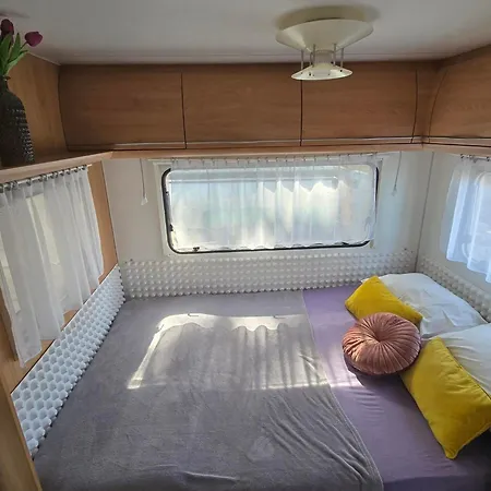 Caravan Near The Sea 1 3*