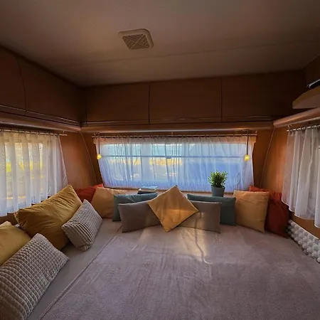 Caravan Near The Sea 1 3*